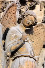 De Engel met de glimlach | Westgevel kathedraal Reims | 1236 - 1245
