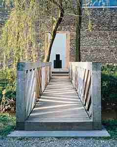 Br&uuml;cke zur Hohen Galerie